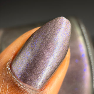 Image provided for Bee's Knees by a paid swatcher featuring the nail polish " Knight, Knave, Optimist "