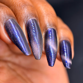 Image provided for Bee's Knees by a paid swatcher featuring the nail polish " Knight, Knave, Optimist "