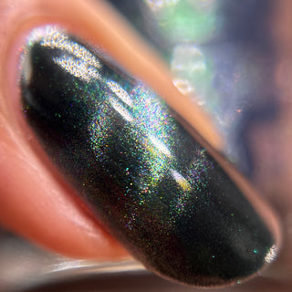 Image provided for Bee's Knees by a paid swatcher featuring the nail polish " Midnight Yoga and Seaweed "