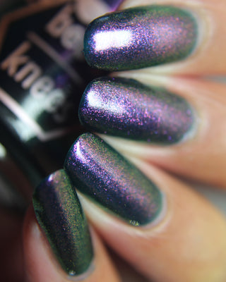 Image provided for Bee's Knees by a paid swatcher featuring the nail polish " Siren Song "