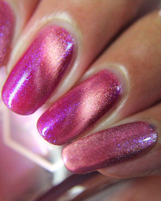 Image provided for Bee's Knees by a paid swatcher featuring the nail polish " The Sharper the Teeth "
