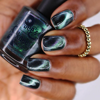 Image provided for Bee's Knees by a paid swatcher featuring the nail polish " Midnight Yoga and Seaweed "