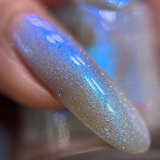 Image provided for Bee's Knees by a paid swatcher featuring the nail polish " Poisoned Fairy Fruit "