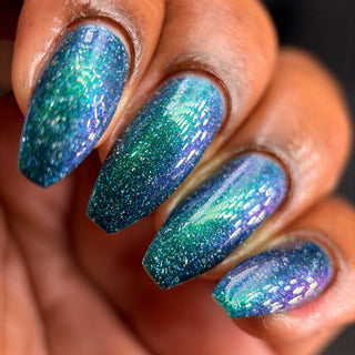 Image provided for Bee's Knees by a paid swatcher featuring the nail polish " Faragathe "