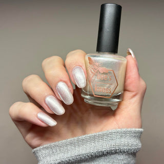 Image provided for Bee's Knees by a paid swatcher featuring the nail polish " Maman "