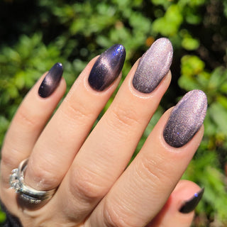 Image provided for Bee's Knees by a paid swatcher featuring the nail polish " Knight, Knave, Optimist "