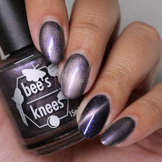 Image provided for Bee's Knees by a paid swatcher featuring the nail polish " Knight, Knave, Optimist "