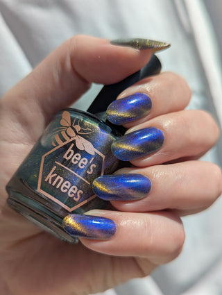 Image provided for Bee's Knees by a paid swatcher featuring the nail polish " It Doesn't Know Any Better, But You Do "