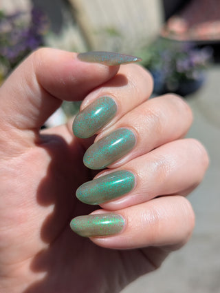 Image provided for Bee's Knees by a paid swatcher featuring the nail polish " I Really Liked Pudding "