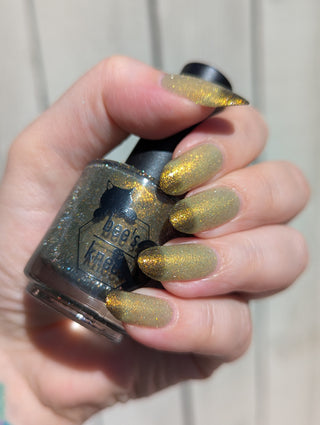 Image provided for Bee's Knees by a paid swatcher featuring the nail polish " Lord Percival the Second "