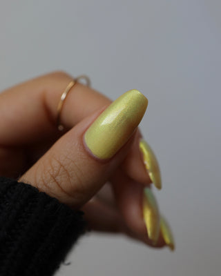 Image provided for Bee's Knees by a paid swatcher featuring the nail polish " Lightweaver "