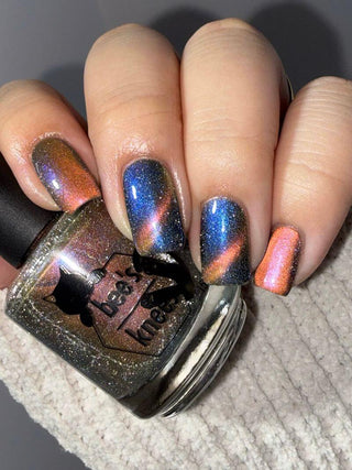 Image provided for Bee's Knees by a paid swatcher featuring the nail polish " Tether "