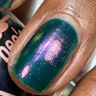 Image provided for Bee's Knees by a paid swatcher featuring the nail polish " Siren Song "
