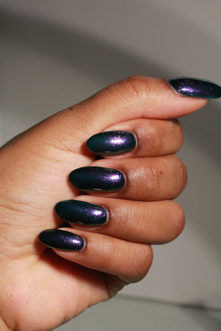 Image provided for Bee's Knees by a paid swatcher featuring the nail polish " Siren Song "