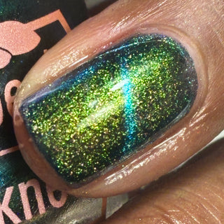 Image provided for Bee's Knees by a paid swatcher featuring the nail polish " The Pond Spirit "
