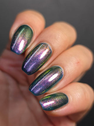 Image provided for Bee's Knees by a paid swatcher featuring the nail polish " Siren Song "