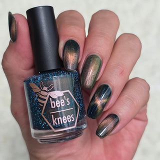 Image provided for Bee's Knees by a paid swatcher featuring the nail polish " Circle with Me "
