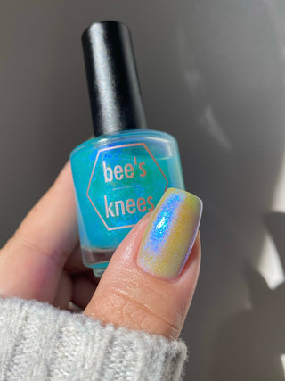 Image provided for Bee's Knees by a paid swatcher featuring the nail polish " Youth "