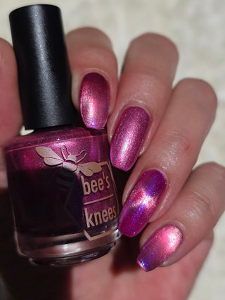 Image provided for Bee's Knees by a paid swatcher featuring the nail polish " The Sharper the Teeth "