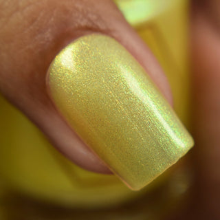 Image provided for Bee's Knees by a paid swatcher featuring the nail polish " Lightweaver "
