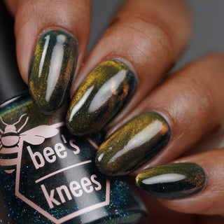 Image provided for Bee's Knees by a paid swatcher featuring the nail polish " Circle with Me "