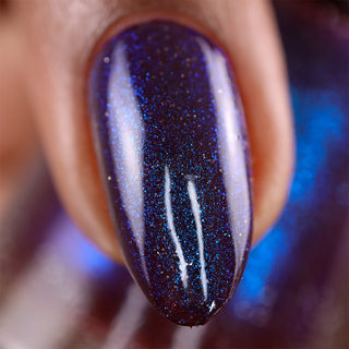 Image provided for Bee's Knees by a paid swatcher featuring the nail polish " Daydreams "