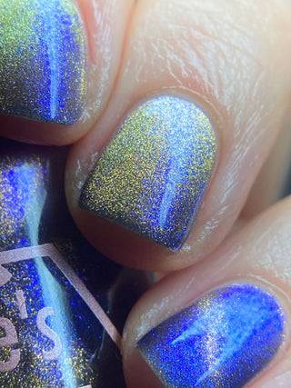 Image provided for Bee's Knees by a paid swatcher featuring the nail polish " It Doesn't Know Any Better, But You Do "