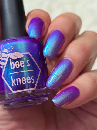 Image provided for Bee's Knees by a paid swatcher featuring the nail polish " Sea Hag Summer "