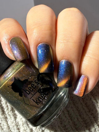 Image provided for Bee's Knees by a paid swatcher featuring the nail polish " Tether "