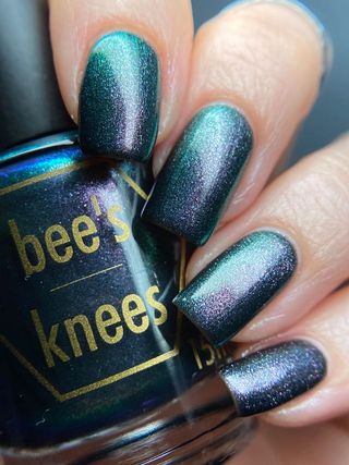 Image provided for Bee's Knees by a paid swatcher featuring the nail polish " Discord "