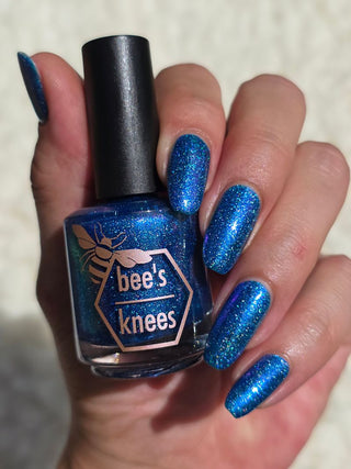 Image provided for Bee's Knees by a paid swatcher featuring the nail polish " Thalassophilia "