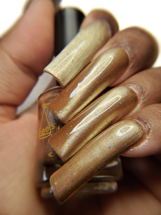 Image provided for Bee's Knees by a paid swatcher featuring the nail polish " Violentia nervus potestas "