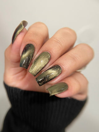 Image provided for Bee's Knees by a paid swatcher featuring the nail polish " Stormfall "