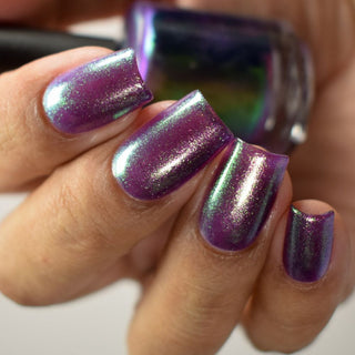 Image provided for Bee's Knees by a paid swatcher featuring the nail polish " Will Self-destruct For Likes "