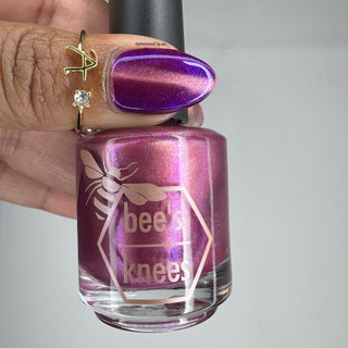 Image provided for Bee's Knees by a paid swatcher featuring the nail polish " The Sharper the Teeth "