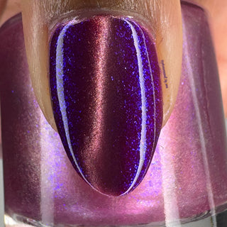 Image provided for Bee's Knees by a paid swatcher featuring the nail polish " The Sharper the Teeth "