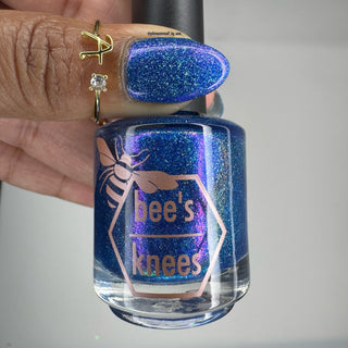 Image provided for Bee's Knees by a paid swatcher featuring the nail polish " Thalassophilia "