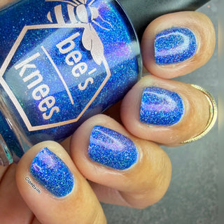 Image provided for Bee's Knees by a paid swatcher featuring the nail polish " Thalassophilia "