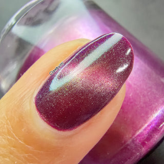 Image provided for Bee's Knees by a paid swatcher featuring the nail polish " Don't Clip my Wings "