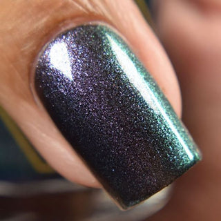 Image provided for Bee's Knees by a paid swatcher featuring the nail polish " Discord "