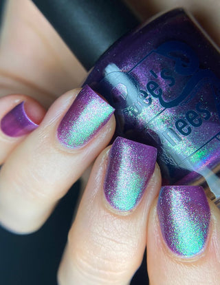 Image provided for Bee's Knees by a paid swatcher featuring the nail polish " Will Self-destruct For Likes "