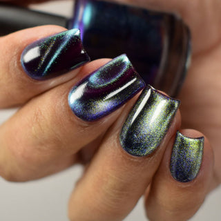 Image provided for Bee's Knees by a paid swatcher featuring the nail polish " An Insane F🦑cking Tentacle Sanctuary "