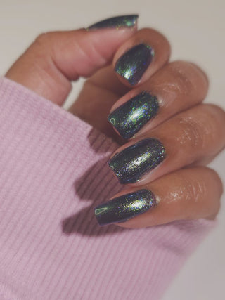 Image provided for Bee's Knees by a paid swatcher featuring the nail polish " An Insane F🦑cking Tentacle Sanctuary "