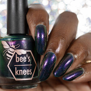 Image provided for Bee's Knees by a paid swatcher featuring the nail polish " Siren Song "